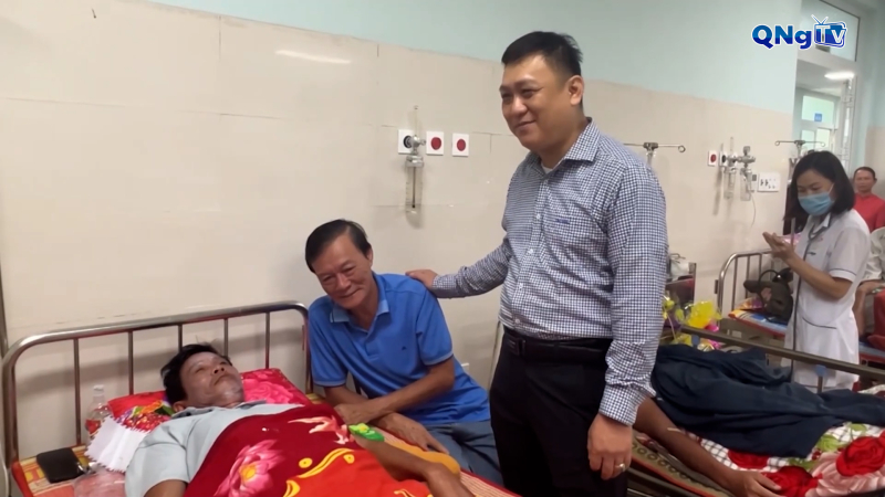 Điều trị tích cực cho 3 nạn nhân sống sót trên biển