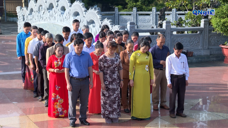 Viếng Nghĩa trang Liệt sĩ phường Đăk Cấm và Ngục Kon Tum