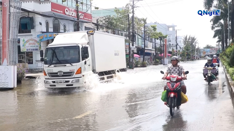 Triều cường tại C&agrave; Mau d&acirc;ng cao kỷ lục, nhiều khu vực bị ngập s&acirc;u