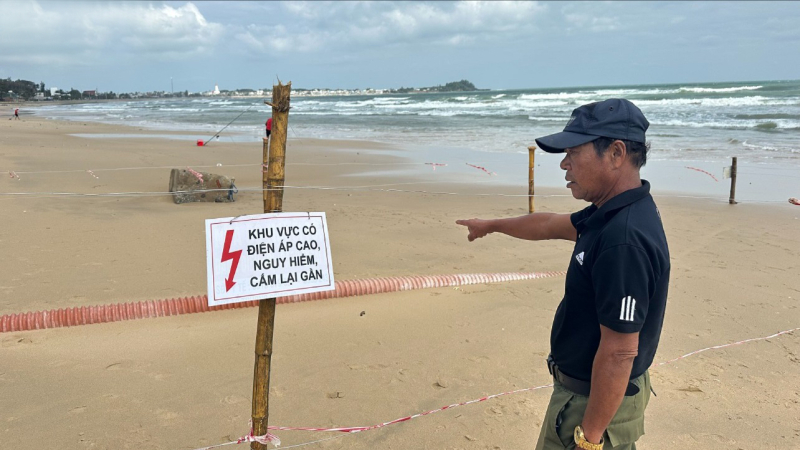 Sạt lở điểm đầu tuyến điện c&aacute;p ngầm ra L&yacute; Sơn