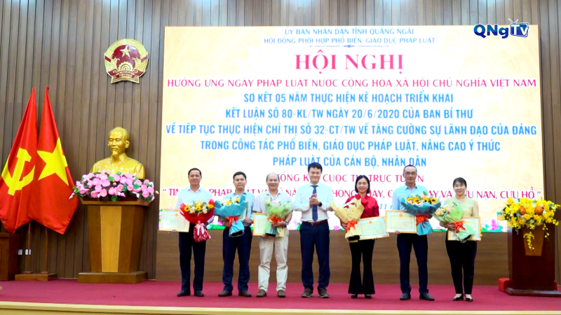 Hưởng ứng ngày Pháp luật Việt Nam