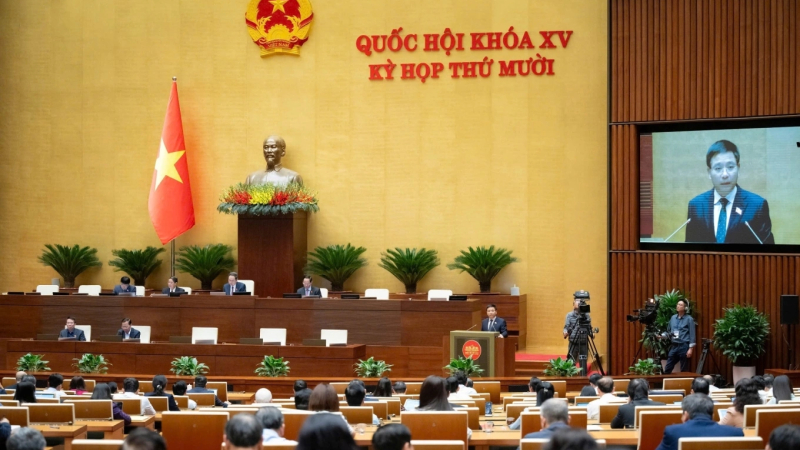 Quốc hội chốt chi ng&acirc;n s&aacute;ch trung ương 1,8 triệu tỷ đồng năm sau