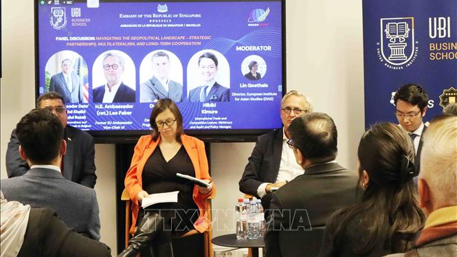 Tăng cường hợp tác thương mại ASEAN - EU