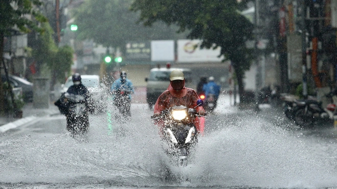 Cảnh báo mưa lũ ở miền Trung