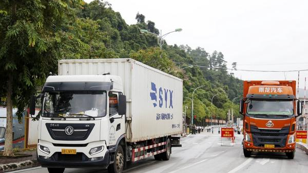 Kim ngạch xuất - nhập khẩu qua Lạng Sơn đạt trên 81 tỷ USD