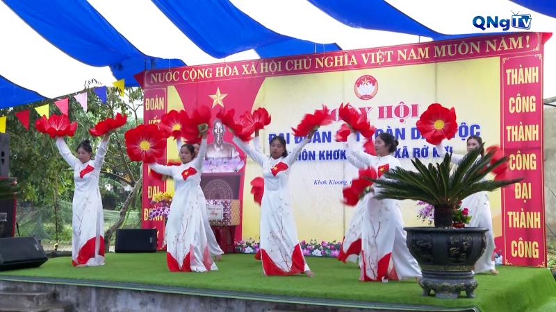 Ngày hội Đại đoàn kết toàn dân tộc ở xã Rờ Kơi