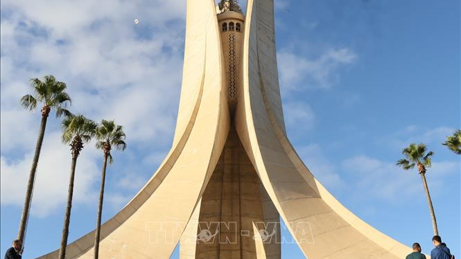 Tham quan công trình biểu tượng của Algeria