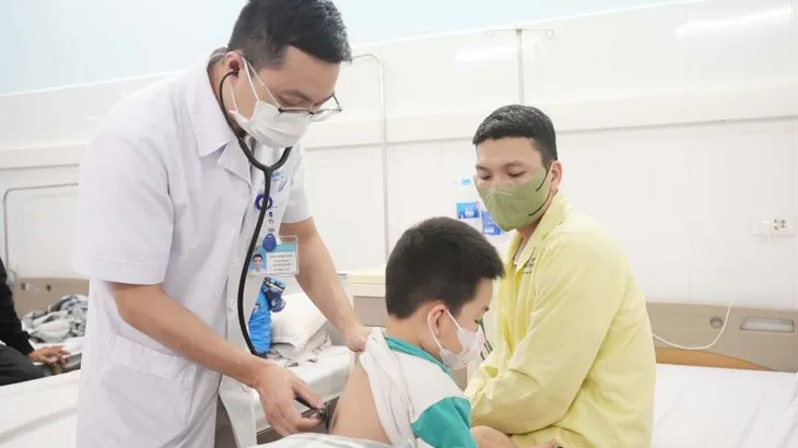 Gia tăng nhanh ca mắc cúm A tại nhiều bệnh viện, chuyên gia cảnh báo nguy cơ biến chứng nặng