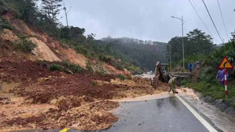 Quảng Ngãi mưa lũ gây thiệt hại hơn 300 tỷ đồng