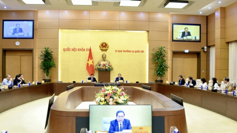 Lần đầu tiên Ủy ban Thường vụ Quốc hội tổ chức diễn đàn xây dựng pháp luật