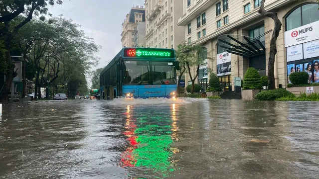 Ngập úng đô thị gây thiệt hại 1-1,5% GDP mỗi năm