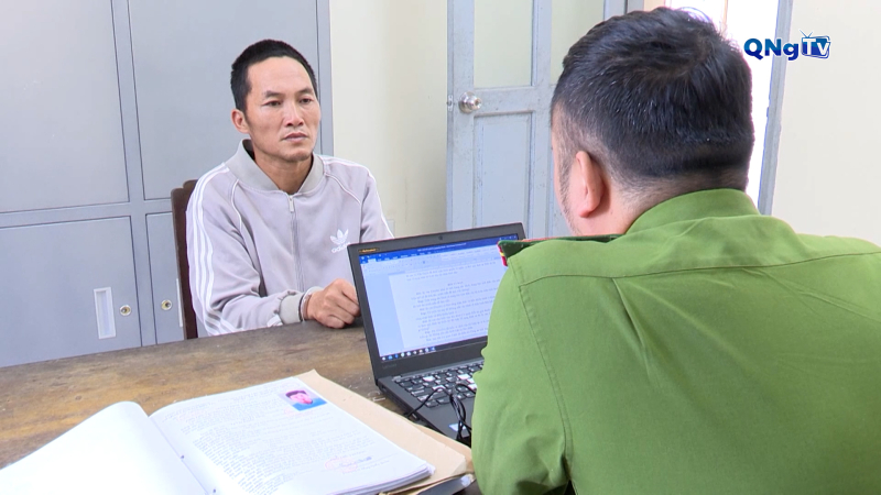 Bắt người có quyết định truy nã đặc biệt