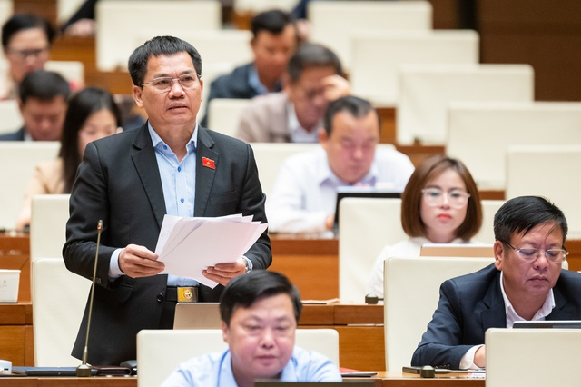 Đại biểu Dương Khắc Mai (đoàn Lâm Đồng)