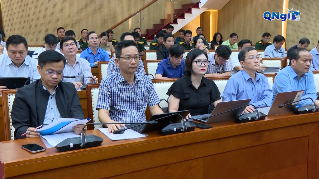 Các đại biểu tham dự hội nghị.