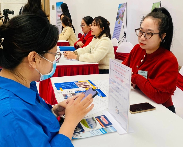 Tư vấn giúp người lao động lựa chọn việc làm, nghề nghiệp phù hợp.