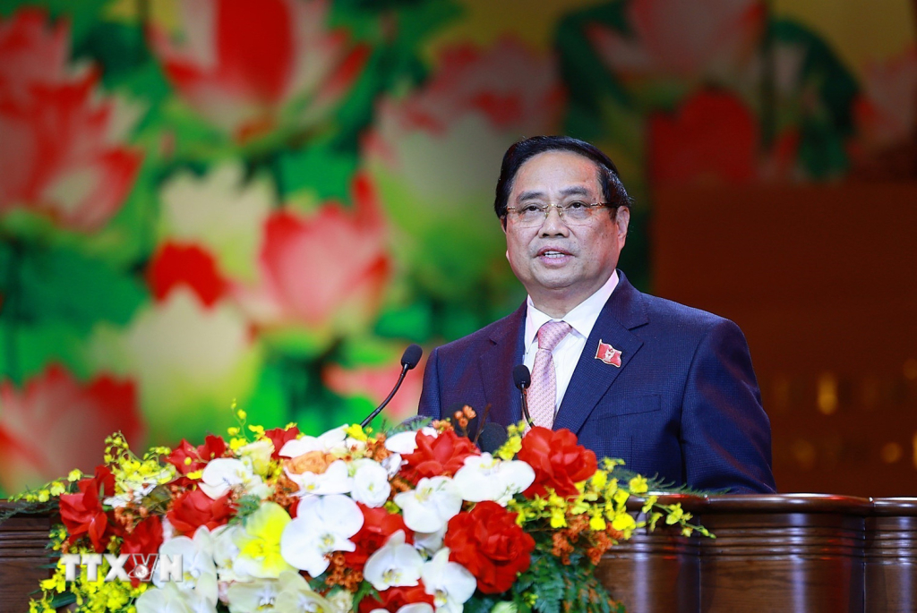 Thủ tướng Phạm Minh Chính, Chủ tịch Hội đồng Thi đua-Khen thưởng Trung ương phát biểu khai mạc Đại hội Thi đua yêu nước lần thứ XI. Ảnh: Dương Giang/TTXVN