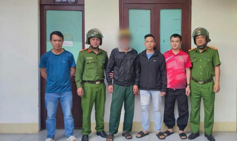 Kẻ gian bị bắt giữ sau 5 giờ gây án.
