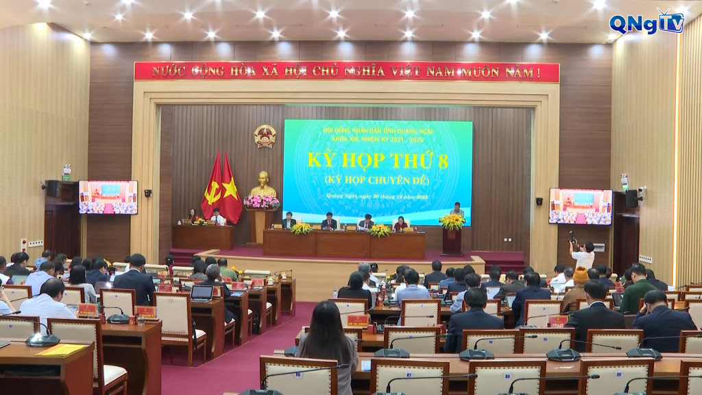 Toàn cảnh kỳ họp.