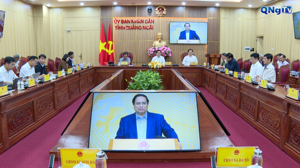 Quang cảnh cuộc họp.