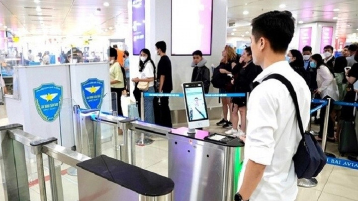 Hành khách không ký gửi hành lý phải làm thủ tục bằng VNeID