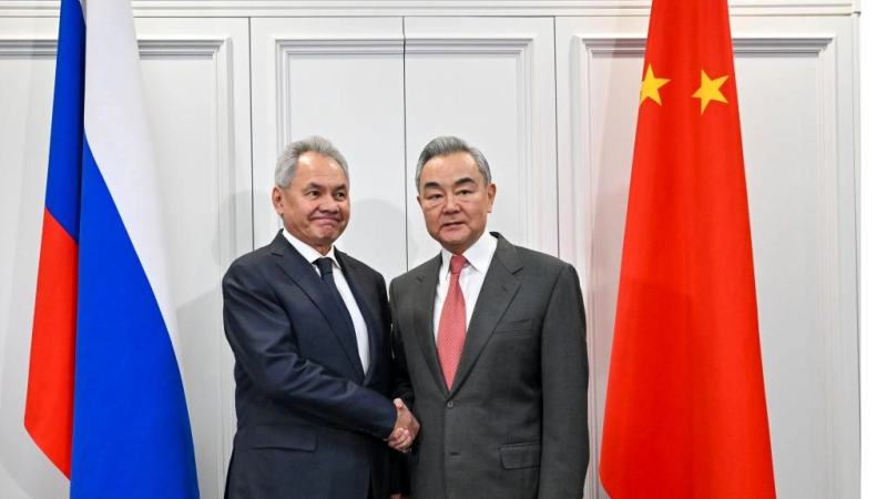 Nga - Trung đạt đồng thuận về an ninh chiến lược