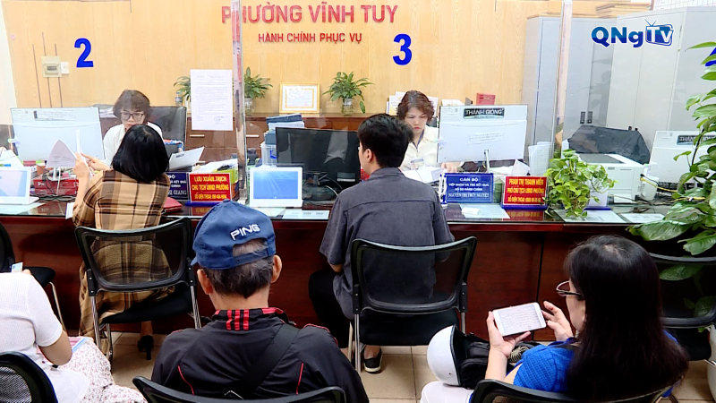 Gần 147.000 người nghỉ việc theo tinh giản biên chế