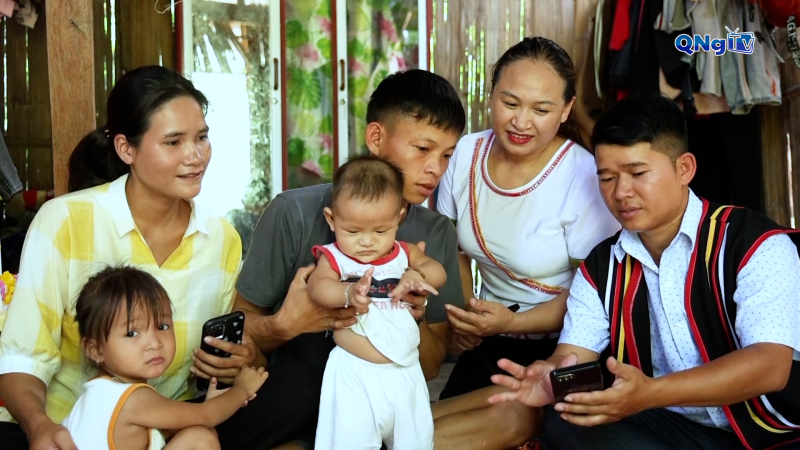 Đưa kỹ năng số đến “từng ngõ, từng nhà”