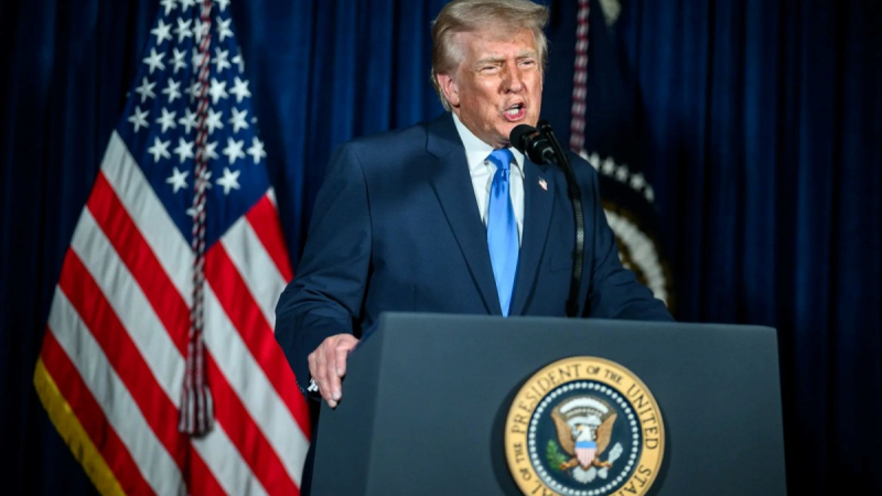 Ông Trump cảnh báo tấn công quân sự nước bị cáo buộc đưa ma túy vào Mỹ