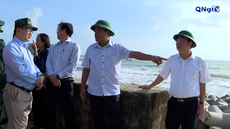  Bí thư Tỉnh ủy kiểm tra công tác khắc phục thiệt hại bão số 13 