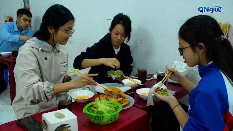 Sắc quê Quảng Ngãi - Kết nối để vươn xa | Tập 6: Bánh xèo Quảng Ngãi trên đảo Cát Bà 