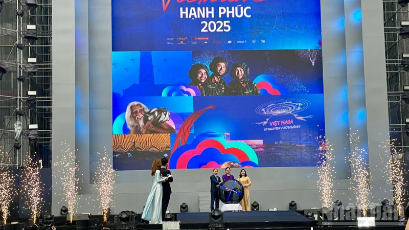 Khai mạc Ngày hội Việt Nam hạnh phúc 2025