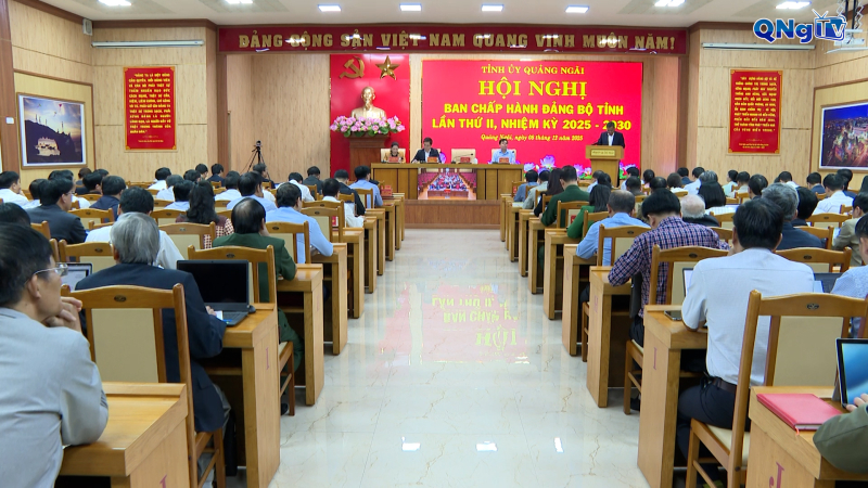 Khai mạc Hội nghị Ban Chấp hành Đảng bộ tỉnh lần thứ II