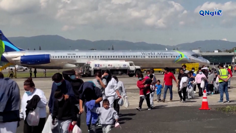 Mỹ siết chặt cấp giấy phép lao động