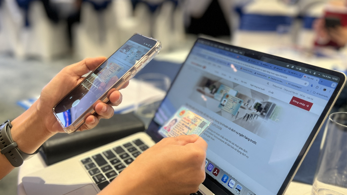 Cảnh báo chủ thẻ ngân hàng chưa cập nhật căn cước công dân