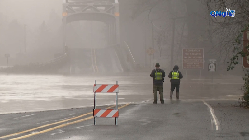 Mưa lớn gây lũ lụt nghiêm trọng ở bang Washington (Mỹ)