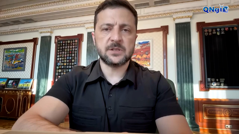 Ukraine từ bỏ mục tiêu gia nhập NATO