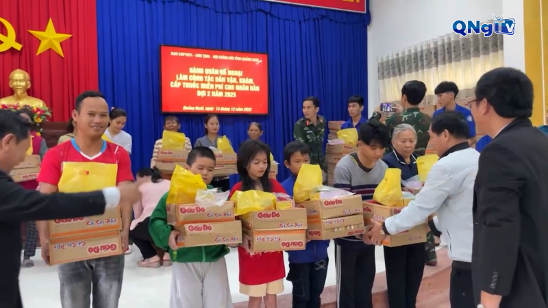 Chiến dịch “Chủ nhật xanh” tại xã Đông Trà Bồng