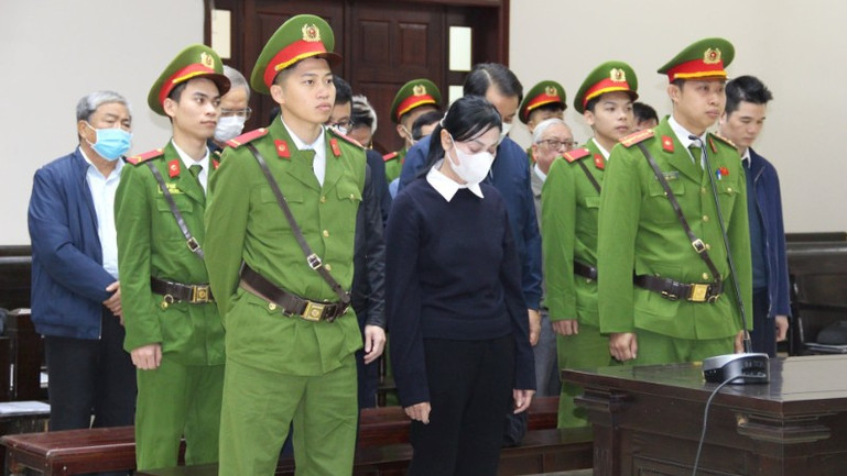 X&eacute;t xử ph&uacute;c thẩm vụ &aacute;n tại Tập đo&agrave;n Ph&uacute;c Sơn