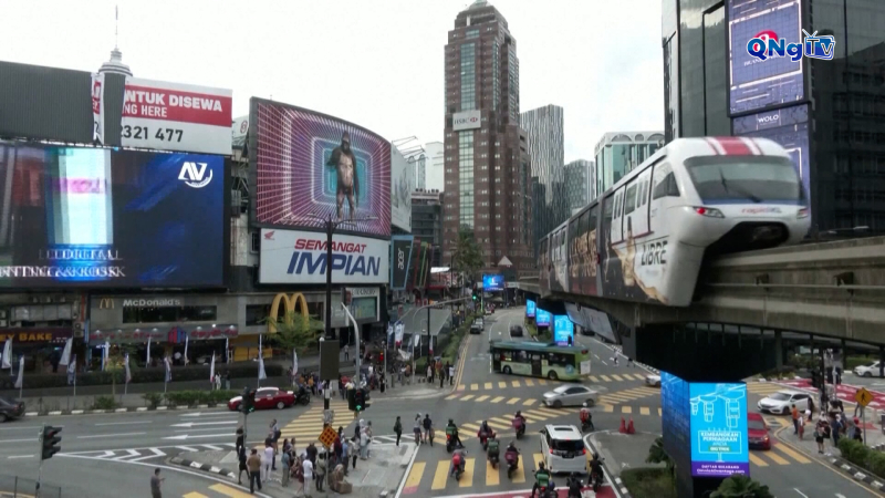 Malaysia ra quy định r&agrave;ng buộc c&aacute;c nền tảng nhắn tin lớn 