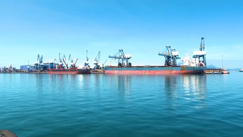 Chuẩn bị khởi c&ocirc;ng dự &aacute;n sản xuất ray đường sắt v&agrave; th&eacute;p đặc biệt H&ograve;a Ph&aacute;t Dung Quất 