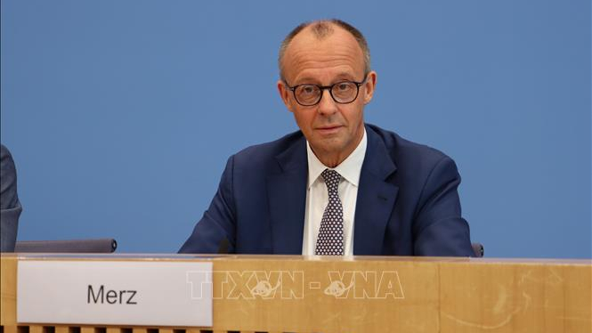 Đức - Ukraine k&yacute; kế hoạch mở rộng hợp t&aacute;c quốc ph&ograve;ng