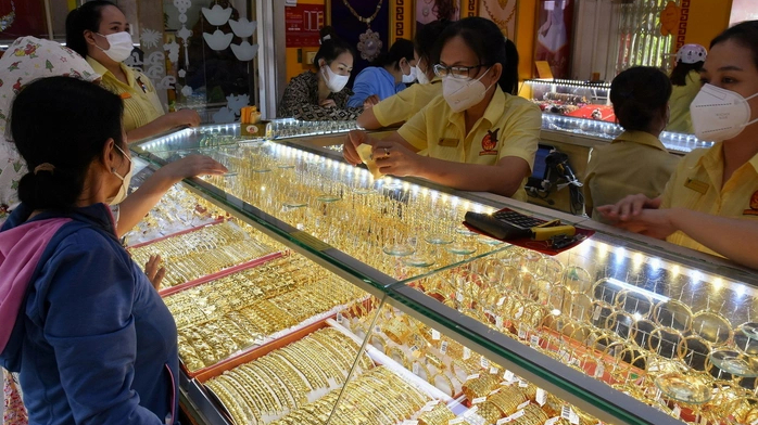 Gi&aacute; v&agrave;ng h&ocirc;m nay 18/12: Tăng rất mạnh khi nhu cầu tr&uacute; ẩn vốn n&oacute;ng l&ecirc;n 