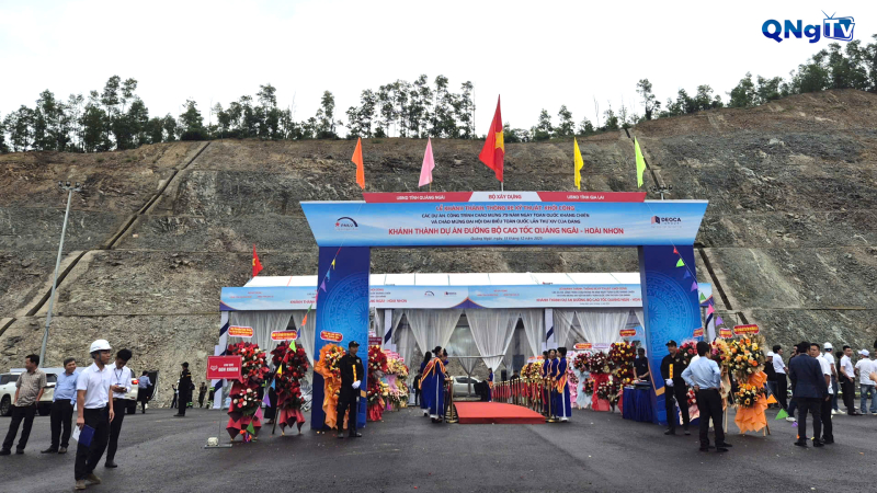 Lễ khởi c&ocirc;ng, kh&aacute;nh th&agrave;nh 4 dự &aacute;n, c&ocirc;ng tr&igrave;nh trọng điểm tr&ecirc;n địa b&agrave;n tỉnh Quảng Ng&atilde;i