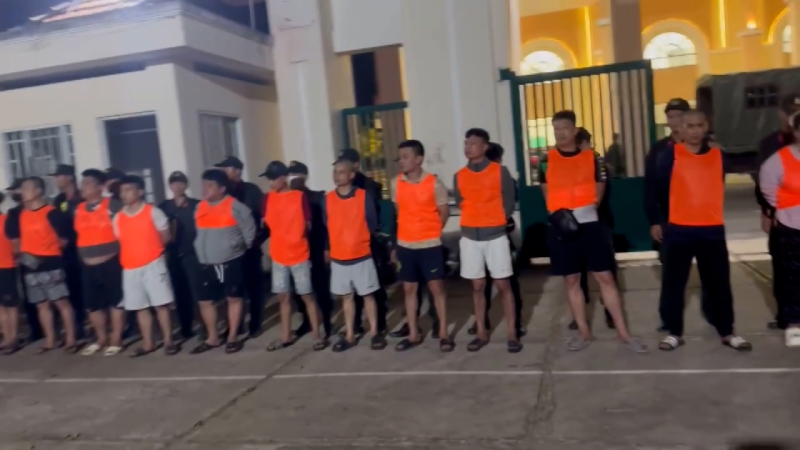 Ph&aacute; đường d&acirc;y lừa đảo gần 3.000 người qua mạng