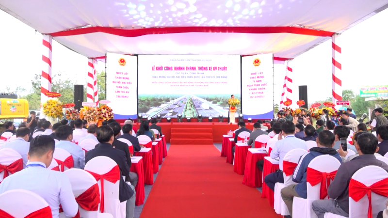 Khởi c&ocirc;ng c&ocirc;ng tr&igrave;nh n&acirc;ng cấp, mở rộng hệ thống hạ tầng giao th&ocirc;ng Khu kinh tế Dung Quất