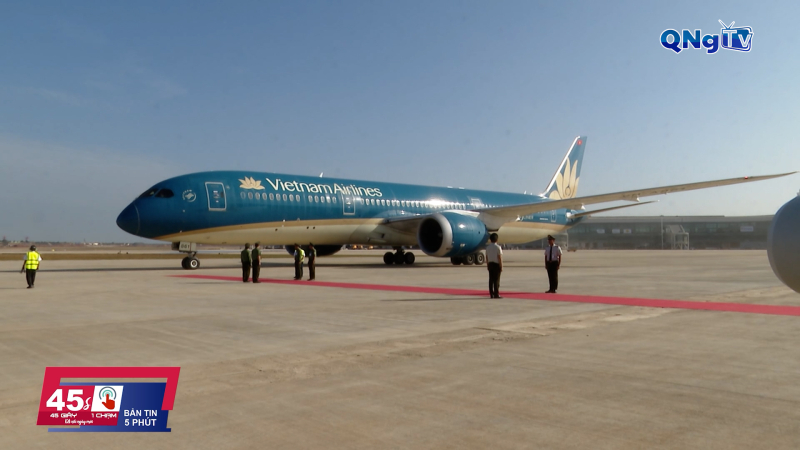 Ba chuyến bay ch&iacute;nh thức đ&aacute;p xuống s&acirc;n bay Long Th&agrave;nh