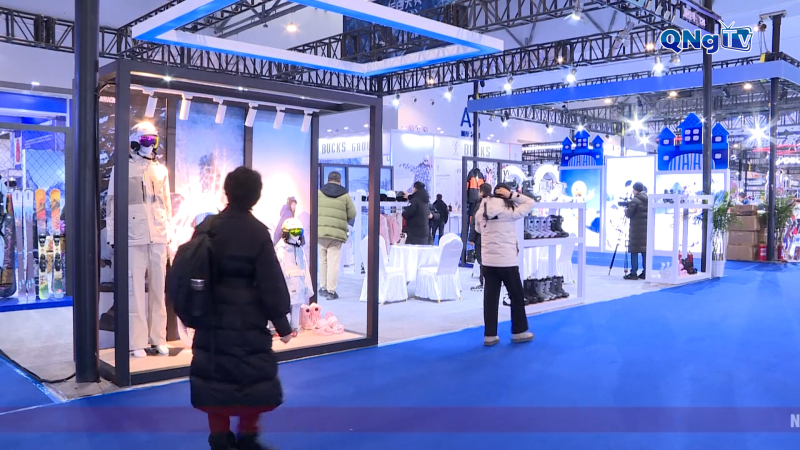 Trung Quốc đẩy mạnh ph&aacute;t triển kinh tế băng tuyết