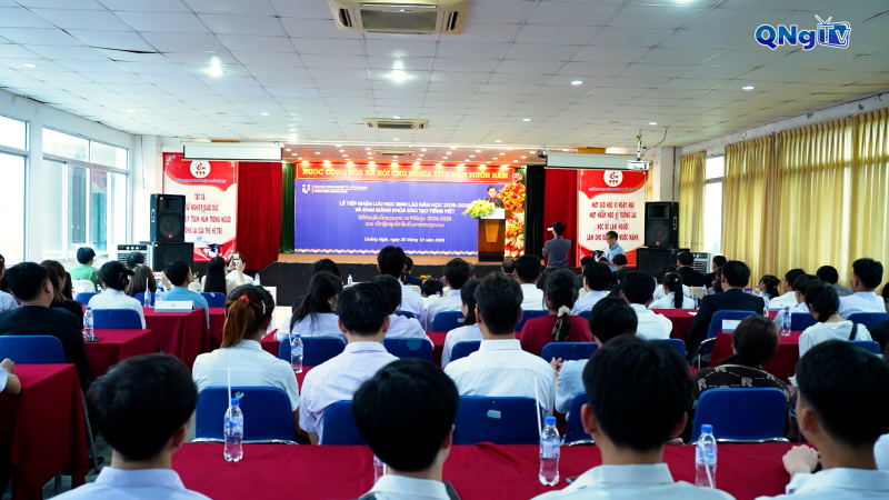 Khai giảng kh&oacute;a đ&agrave;o tạo tiếng Việt cho lưu học sinh L&agrave;o