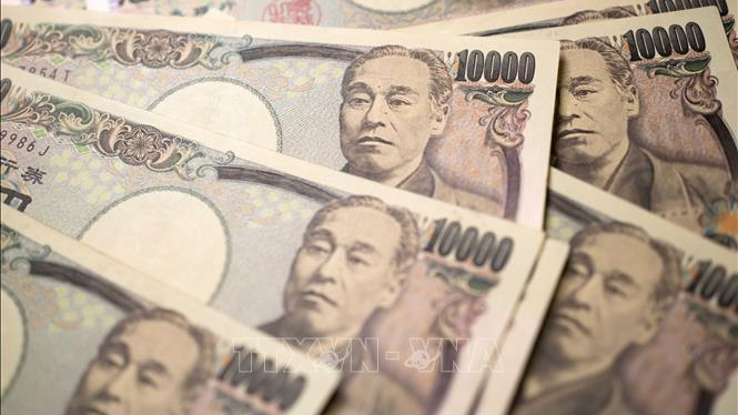 Dự thảo ng&acirc;n s&aacute;ch Nhật Bản l&ecirc;n mức kỷ lục