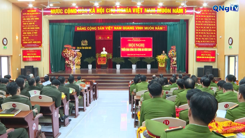 X&acirc;y dựng lực lượng c&ocirc;ng an Quảng Ng&atilde;i ch&iacute;nh quy, tinh nhuệ
